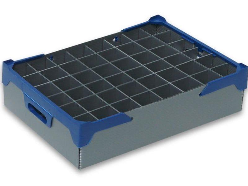 Small compartment shot glass storage box