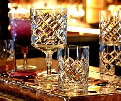 5 Benefits Of Our Plastic Glassware Over Real Glass